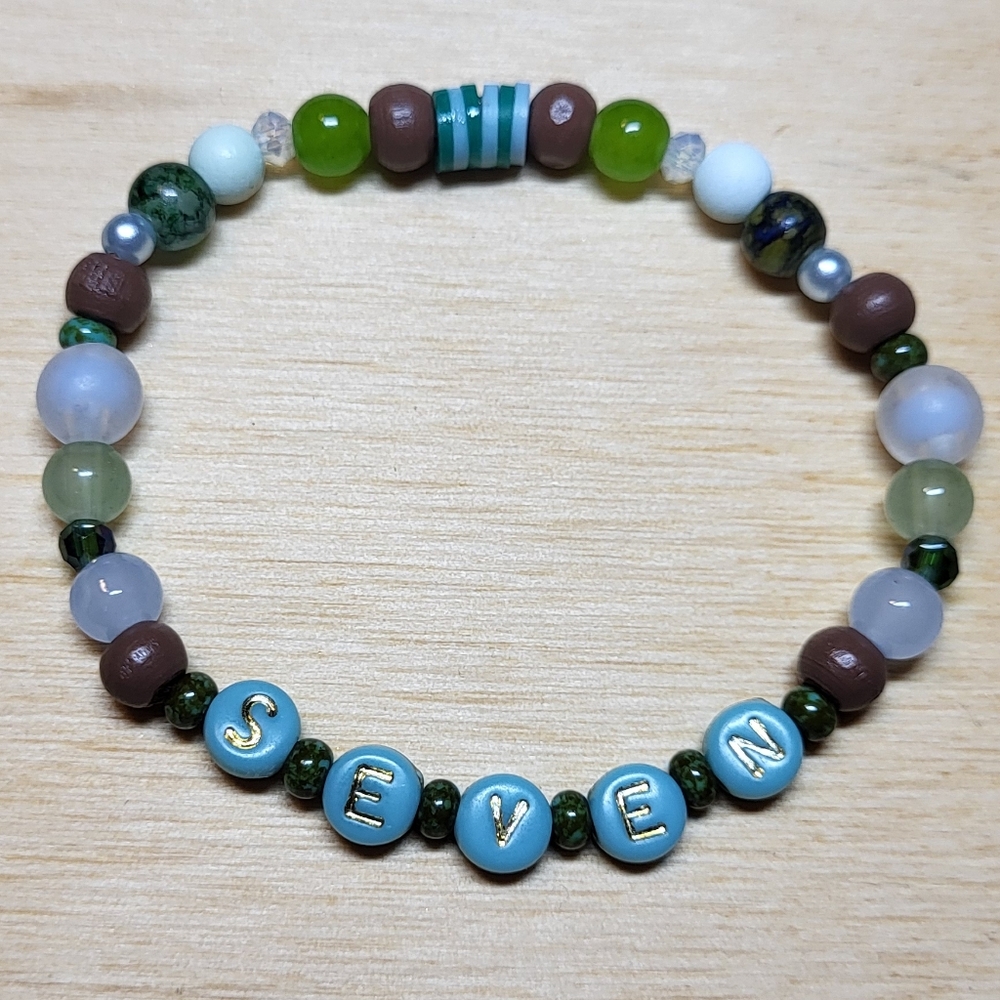 Seven- Taylor Swift Friendship Bracelet, Size 7.5"